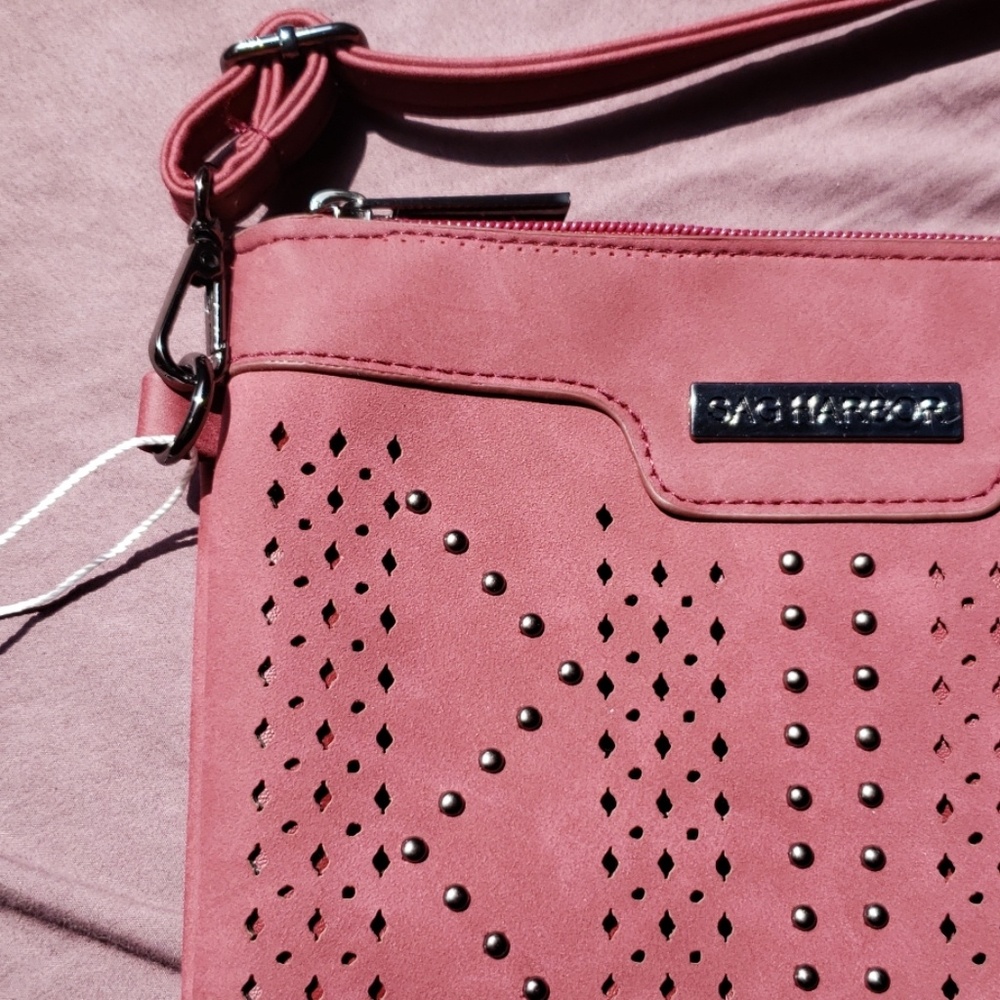**NWT Sag Harbor Red Crossbody Purse (bag) Studded - Picture 2 of 8